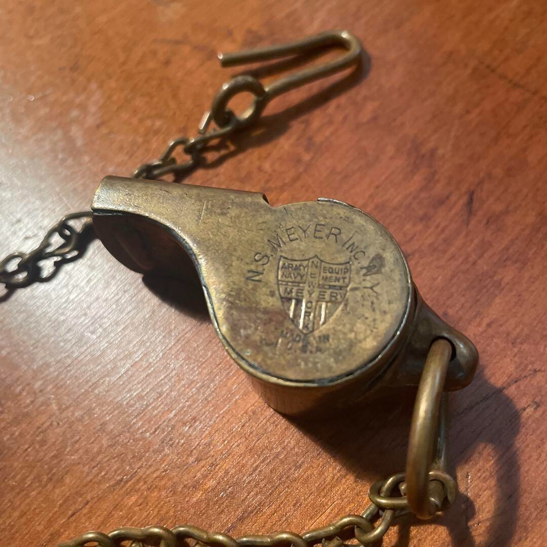 RARE 1940s A2 military Whistleホイスル RARE 1940s A2 military Whistleホイスル - メルカリ