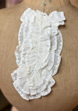 ANTIQUE LACE - Embroidered Tulle Lace Tie, Jabot