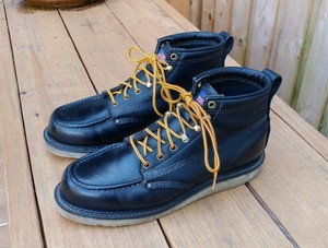 duluth trading moc toe boots