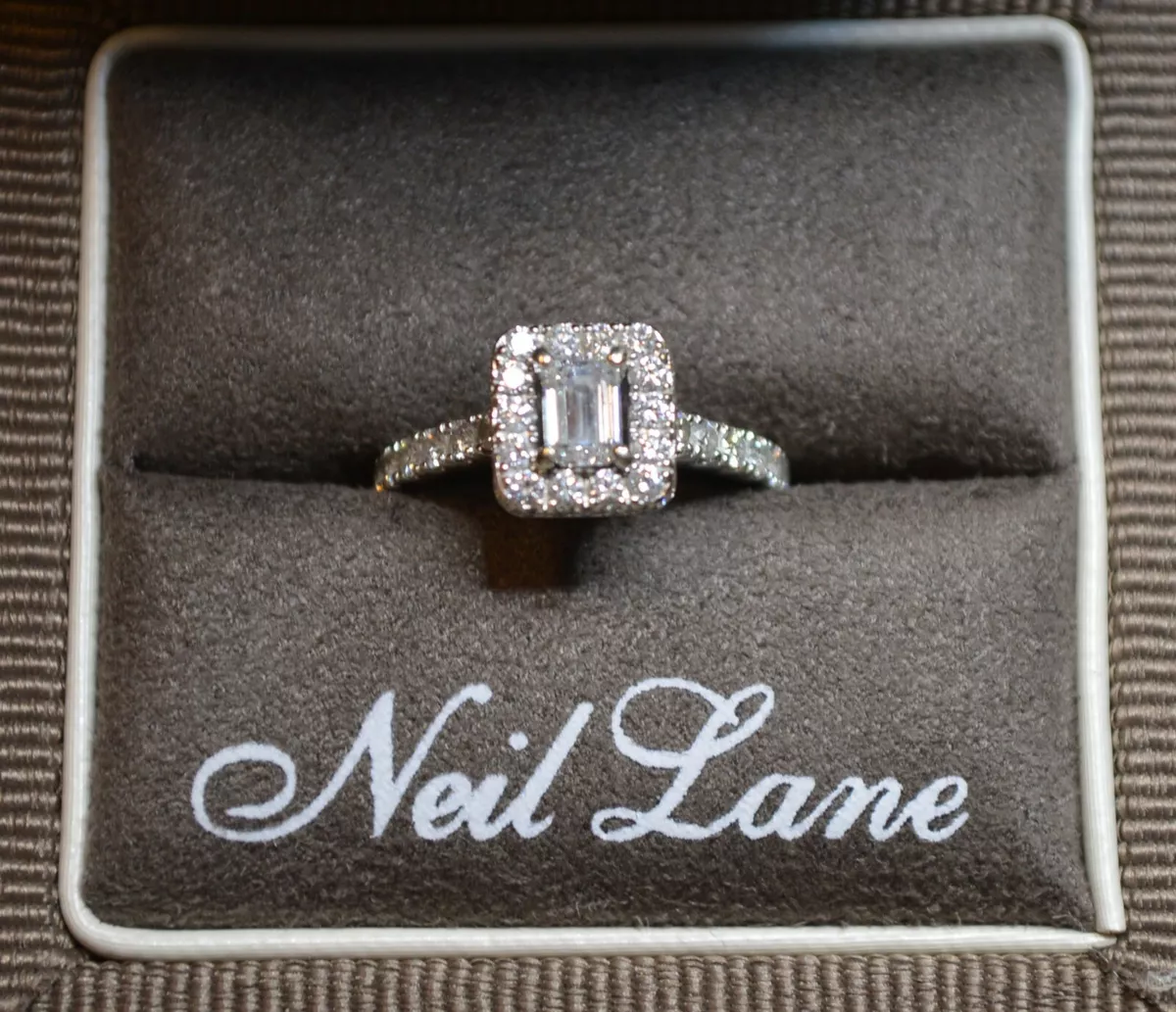 How much does a neil lane ring best sale cost