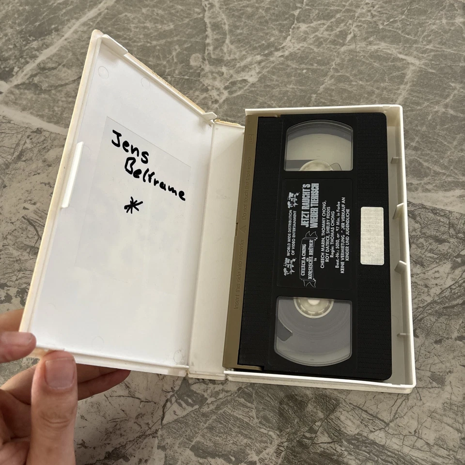 4x VHS RARITÄTEN CHEECH & CHONG: JETZT RAUCHT’S, Heiße Träume, 1983)   - Bild 2 von 4