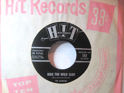 ROAMERS * 45 * Ride The Wild Surf * 1960 * USA ** VG++ VINYL *** with HIT Sleeve