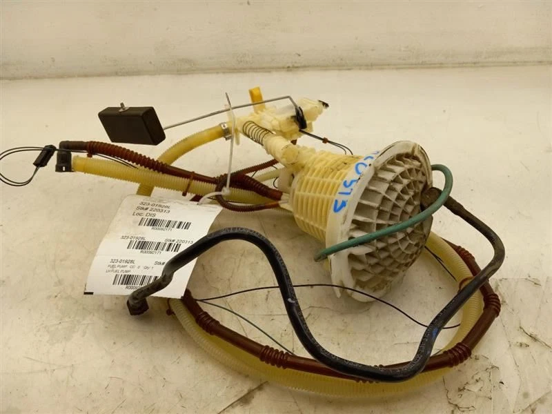 Bomba de combustible para conductor montada en tanque de combustible 3,6 L 06-19 Dodge Charger 5136022AL Foto 2 de 4