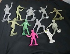 Vintage 1963 9 Louis Marx WWII Russian Soviet Army Soldier Figure 6" 2 Misc