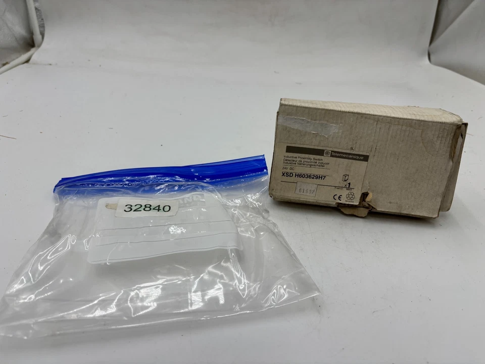 Telemecanique XSD H603629H7 Inductive Proximity Switch 24VDC - Image 3 of 3