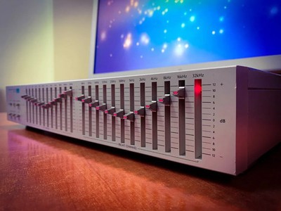 SANSUI SE-77  RaRe  Vintage Stereo Graphic Equalizer