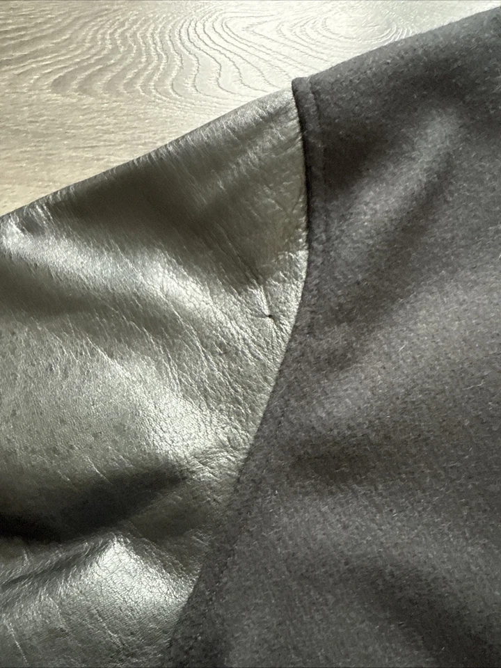 Chaqueta Bomber Vintage Universal Studios MCA Lana Cuero Años 80 90 Talla L Foto 4 de 4