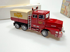 Circus Krone Faun Type 1206 NZG Art. Nr. 504 , 1:50 , Schwerlastzugmaschiene