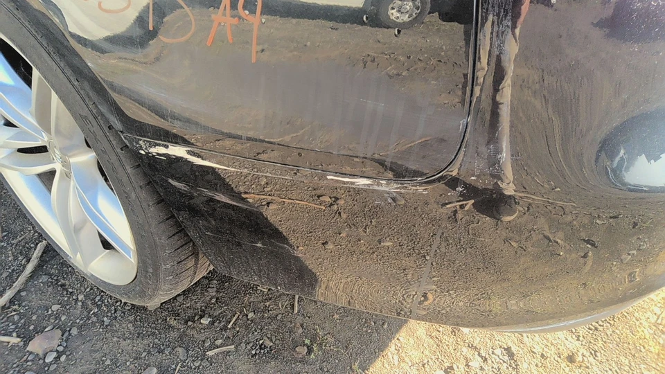 12 AUDI S5 Rear Bumper Scratched Park Assistbrilliant Blacka2a2 - Image 4 of 4