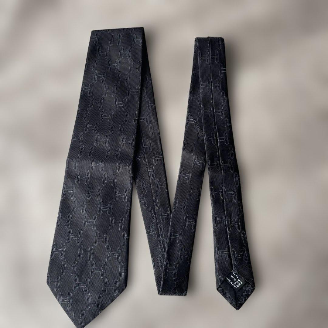 Authentic GUCCI Black G Pattern Silk Necktie Luxu… - image 9