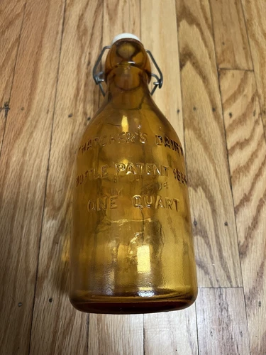VTG 1965 Absolutely Pure Thatcher's Dairy Glass Amber Milk Bottle 1 QT Crownford
