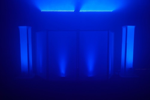 Chauvet Data Stream 8 DMX Splitter, 2-Ins, 8-Outputs+ROCKSTRIP Light - Picture 12 of 12