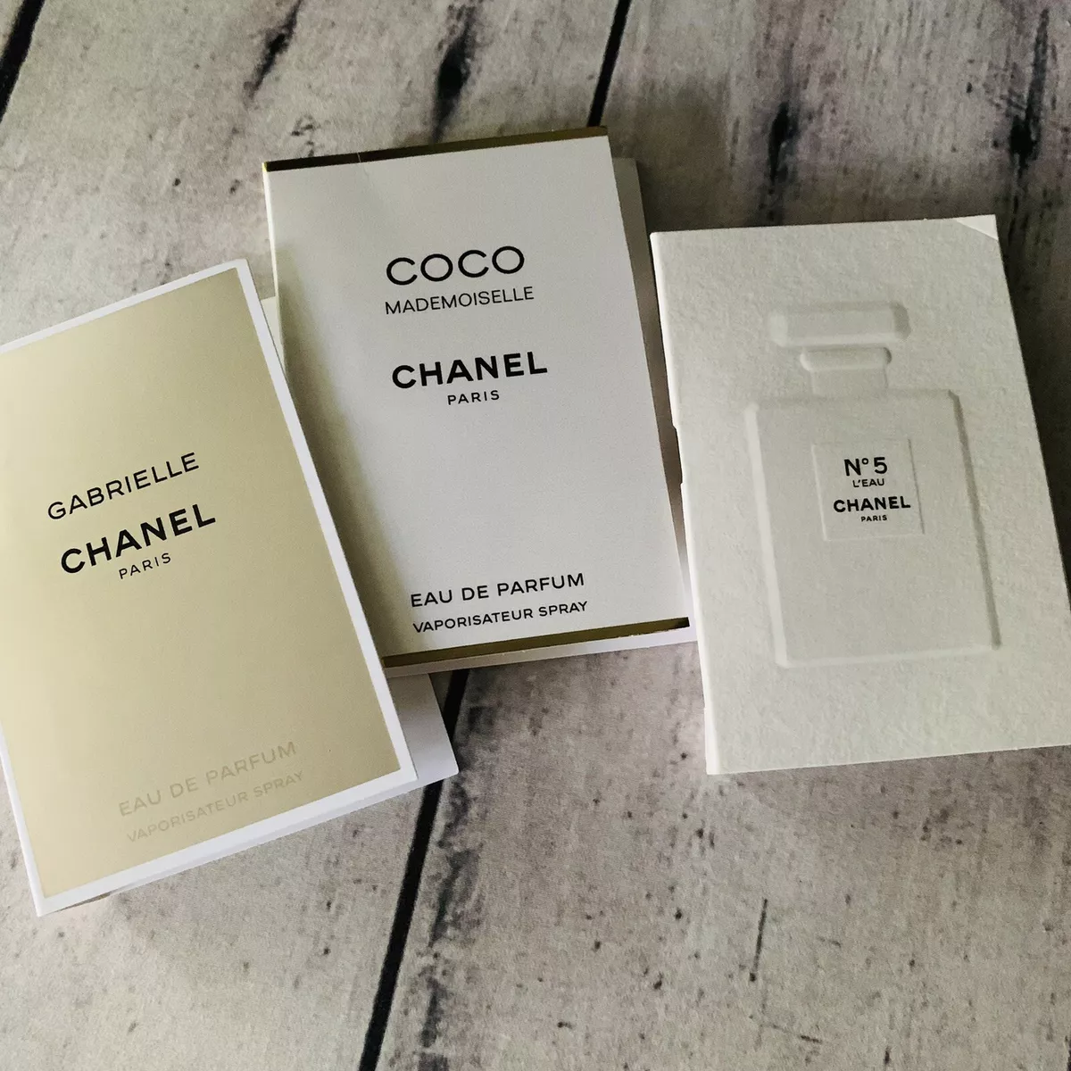 2 x Chanel No 5 L'eau EDT Eau de Toilette Sample Spray 1.5ml / 0.05oz each