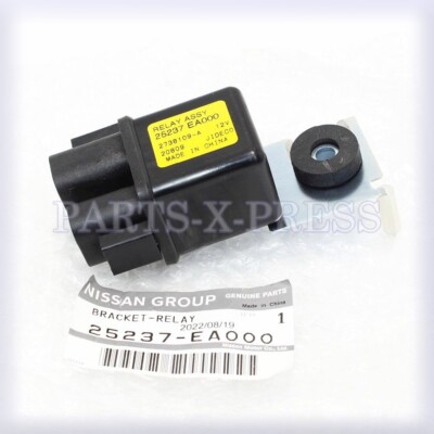 OEM GENUINE NISSAN PATHFINDER INFINITI AIR RIDE RELAY WITH BRACKET 25237-EA000