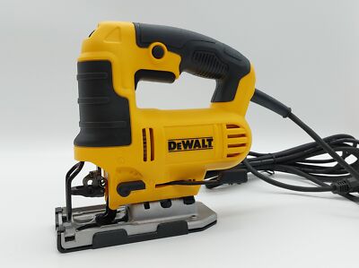 Dewalt DWE349 Pendelhub-Stichsaege, 230 Volt