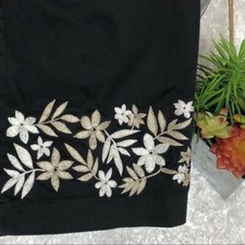 Vintage Talbots Black High Waist Floral Embroidered Ankle Pants Size 4