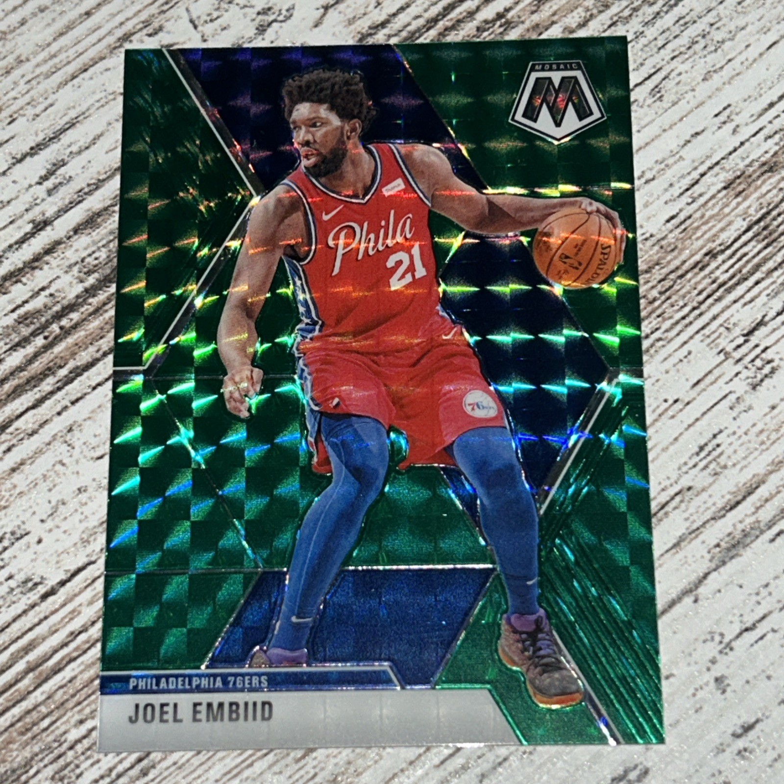 2019-20 PANINI GREEN MOSAIC PRIZM JOEL EMBIID #189 SUBSET PHILADELPHIA 76ERS