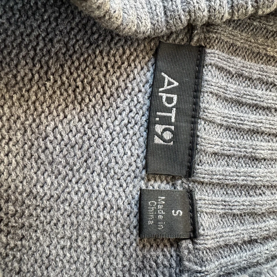 Men’s Apt. 9 Grey Zip Up Knit Long Sleeve Sweater Black Detail 100% Cotton Small - Image 4 of 4