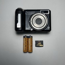 Fujifilm FinePix E900 9.0MP Digital Camera Tested + 1GB Memory Card, Batteries