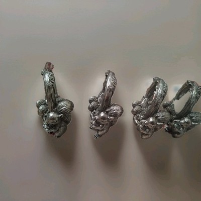 Cannon Falls Napkin Rings 4 Silver Pewter Look Squirrel Acorn Nature Autumn