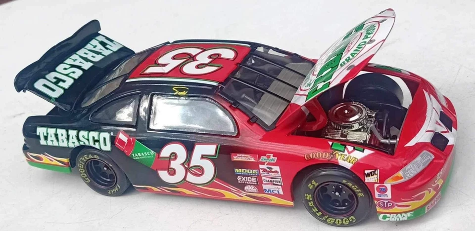 REVELL #35 TODD BODINE TABASCO VERMELHO 1/64 - NASCAR  - Imagem 2 de 3