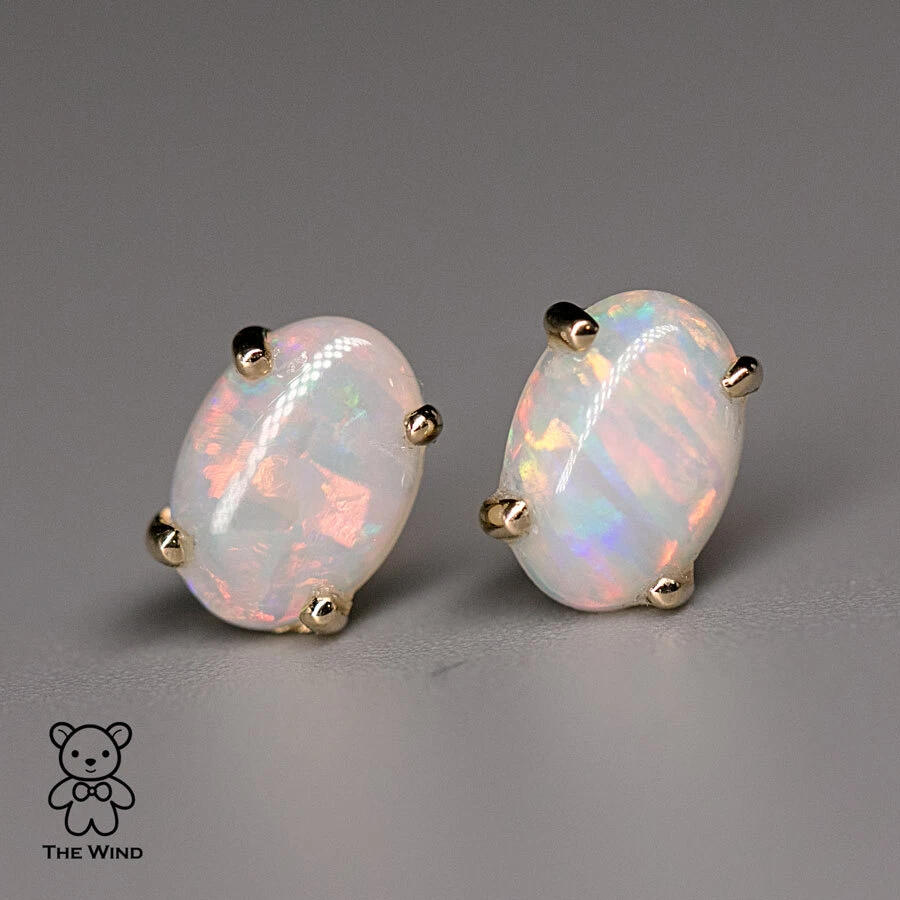 Серьги-гвоздики из желтого золота 14 карат с овальным натуральным австралийским кристаллом и твердым опалом - Изображение 2 из 4