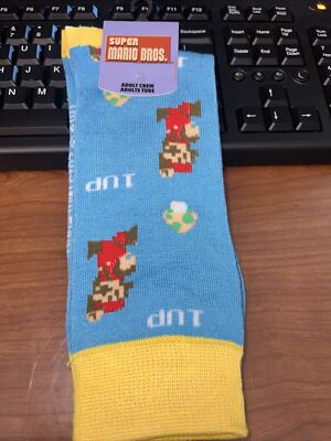 1UP SUPER MARIO BROS Men's Bioworld Crew Socks Adult sz 10-13  NEW