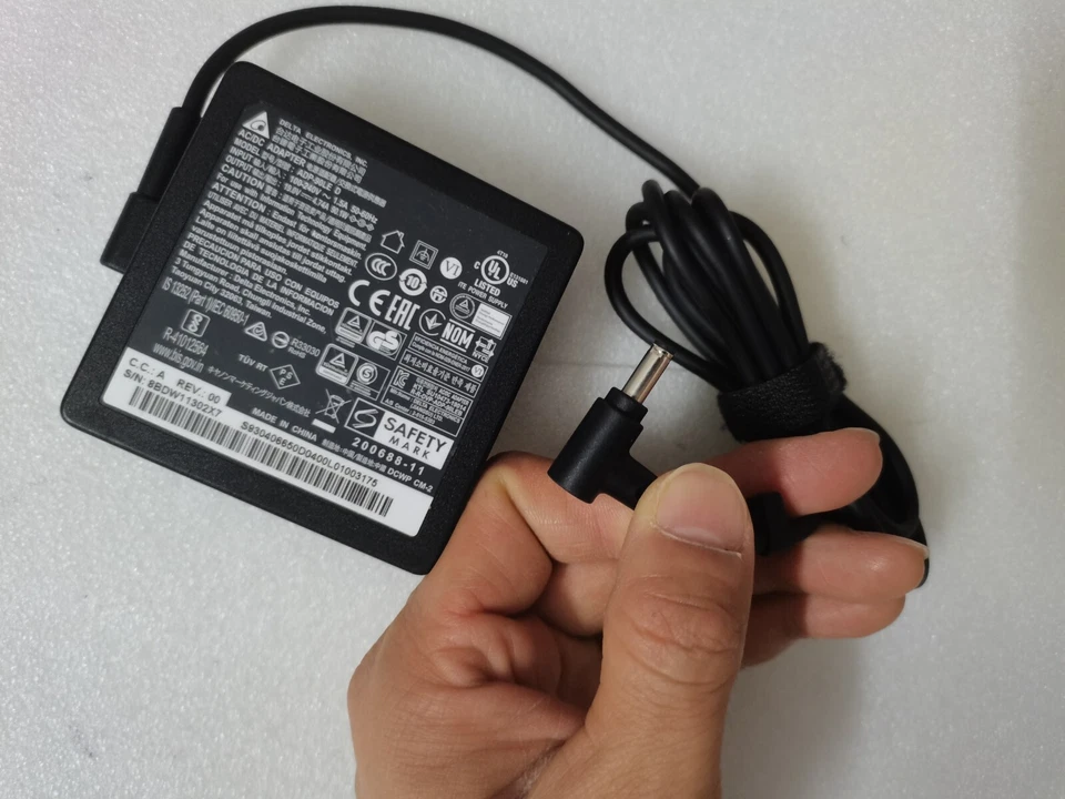 Adaptador de CA original para MSI Modern 14 H D2RMG Delta/MSI 90W 19V 4.74A ADP-90LE D Foto 3 de 4