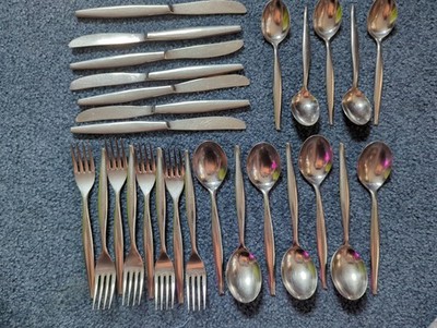MW CO Montgomery Ward Stainless Steel Japan 7 Place Setting Grape Flatware MWD9