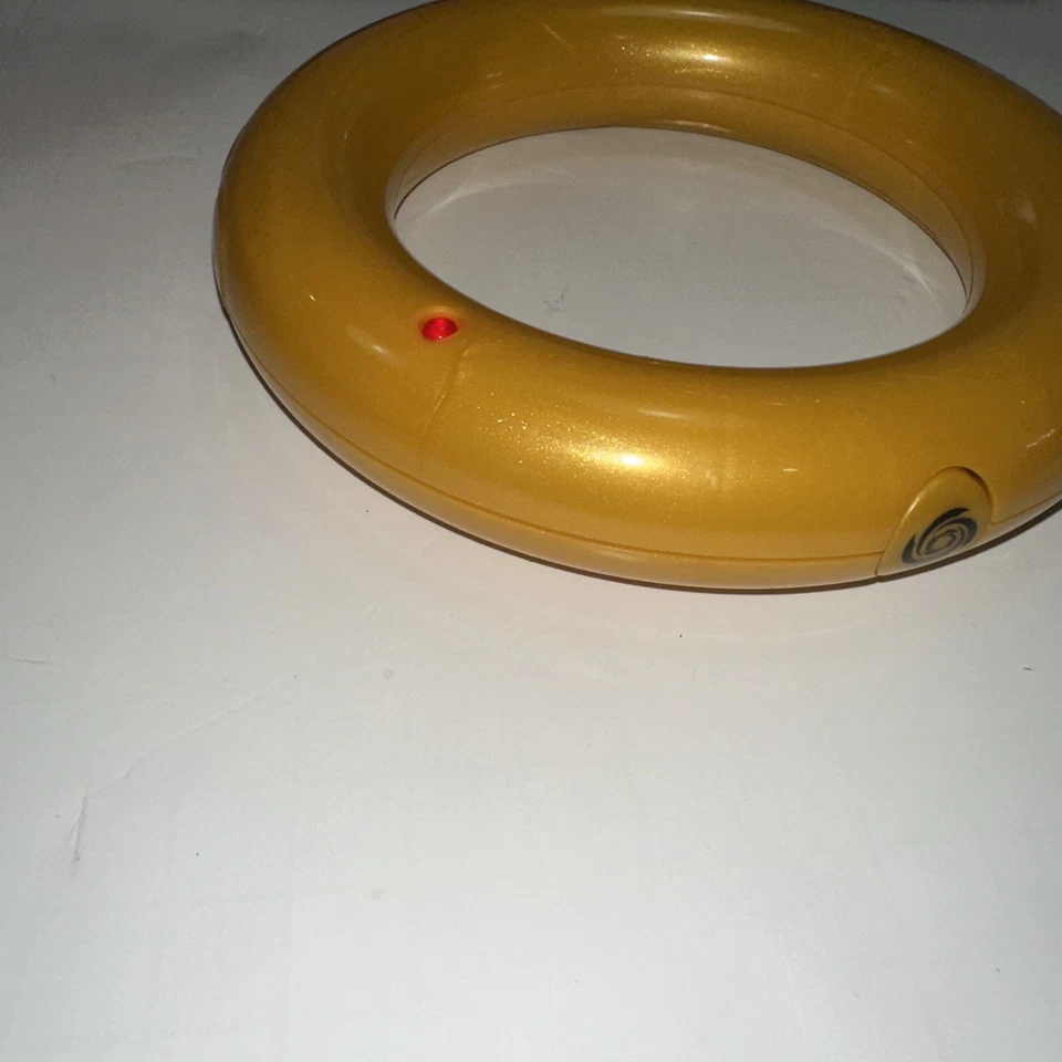 Sonic The Hedgehog Speed RC Skateboard Vehicle Gold Ring Controller WORKS Great - Image 4 of 4