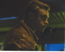 ACTOR BOYD HOLBROOK SIGNED THE PREDATOR 8X10 PHOTO 1 W/COA NARCOS LOGAN MILK