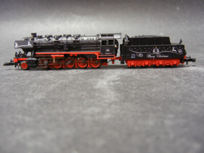 Märklin 88847 BR 50 Schwere Güterzuglokomotive in weihnachtlicher Gestaltung.
