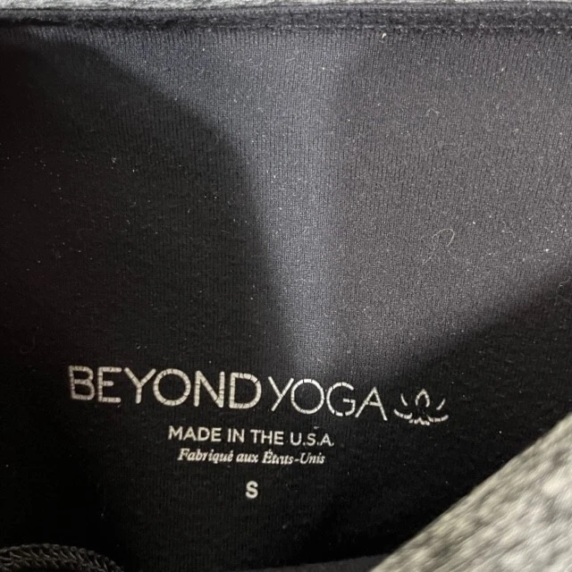 beyond-yoga athletic gym workout heather logo leggings