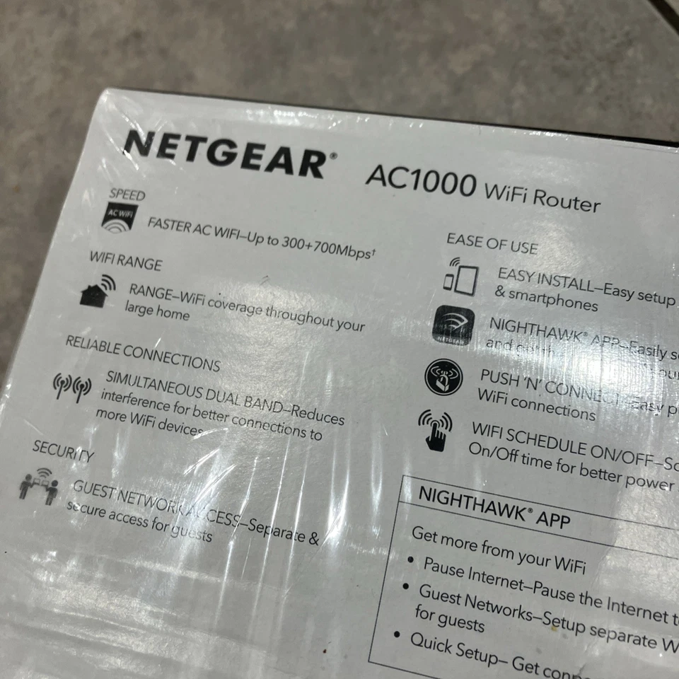 NETGEAR - AC1000 Dual-Band Wi-Fi 5 Router - Up to 15 devices New Sealed Box Dmg - Image 4 of 4