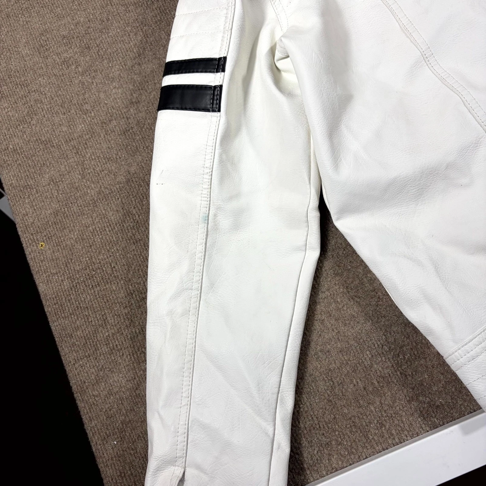 Distortion Biker Jacket Mens XL White Faux Leather Mock Neck Full Zip Racing image 12