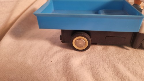 Batteria camion plastica/lamiera Cina N° ME 735 blu confezione originale S028-2 - Foto 17 di 21