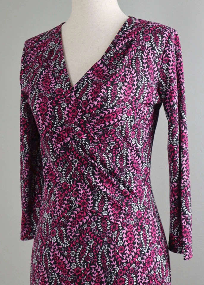 Vestido envolvente sintético TALBOTS $129 ajustado elástico floral cachemira sobrepelliz talla XS Foto 2 de 4