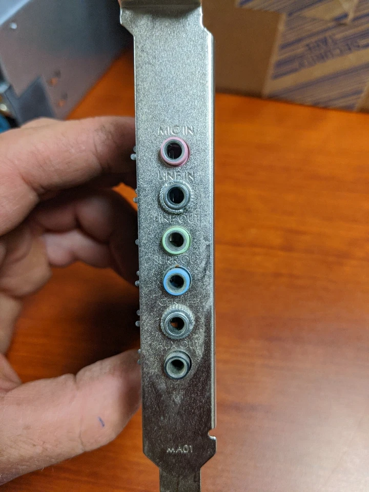 ENCORE ENM232-8VIA 7.1 Channels 24-bit 96KHz PCI Interface Surround Sound Card - Image 3 of 3