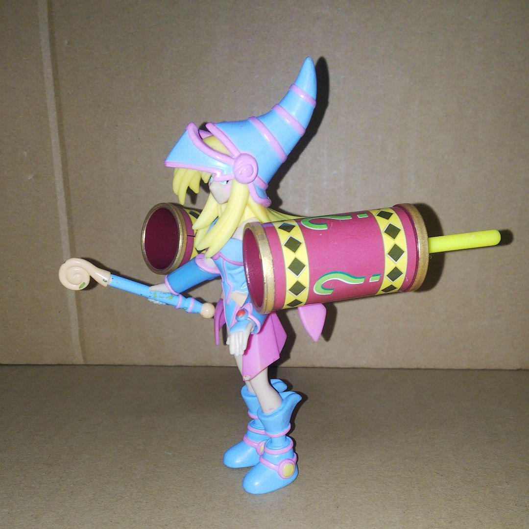 DARK MAGICIAN GIRL FIGURE VINTAGE YUGIOH 2003 MATTEL RARE No