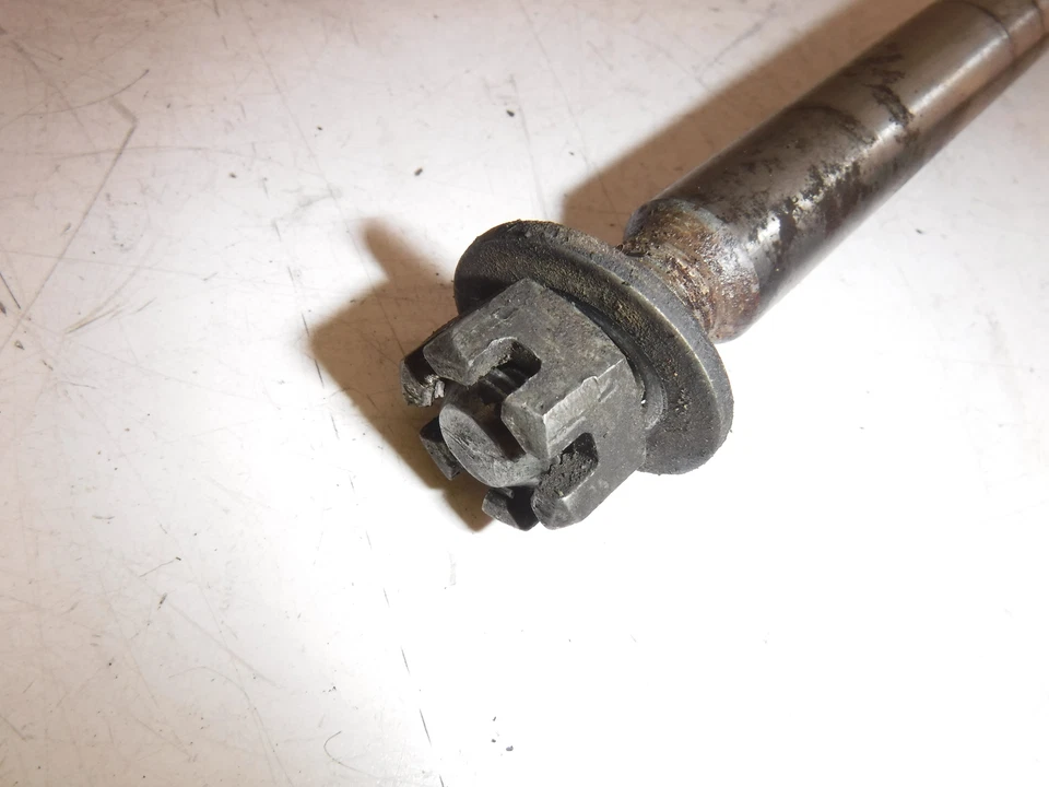 Suzuki Madura 1200 1985 1986 rueda delantera eje pivote perno Foto 2 de 4