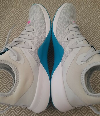 Womens Nike Foundation Elite TR Training Shoes, Size 6M, Lt. Grey, EUC! | eBay