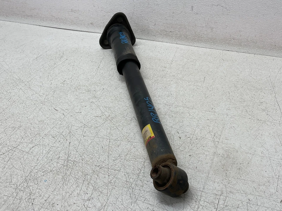 Amortiguador trasero derecho 15 16 17 18 19 Lexus RC350 F Sport 1405 OEM Foto 2 de 4