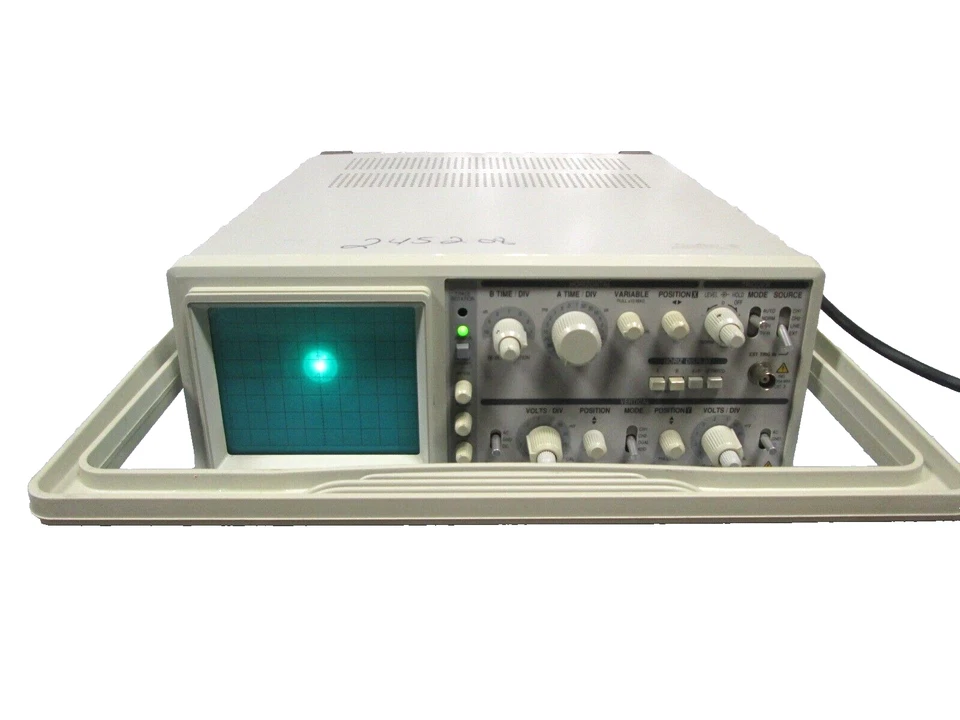 LG OS-5060A 60 MHz Dual Trace / 2 Channel 2ch Oscilloscope. Foto 2 de 4