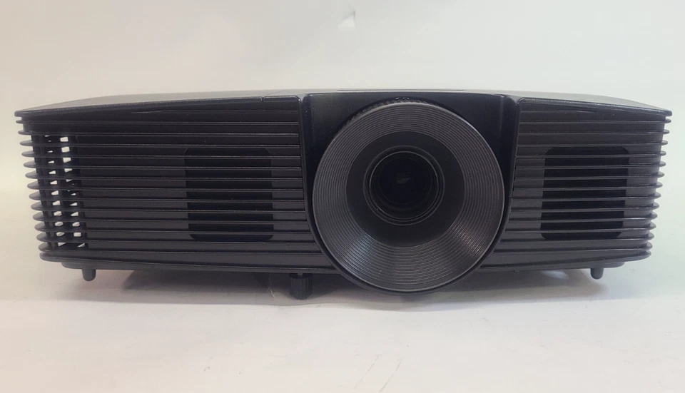 Dell 1450 DLP Projector 3000 ANSI Lumens 14 Lamp Hours w/ Accessories - Image 2 of 4