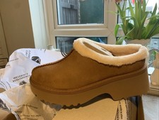 UGG New Heights Cozy Clogs Size UK5 EU38, Chestnut