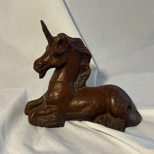 Red Mill MFG Pecan Shell Unicorn figurine, excellent condition 