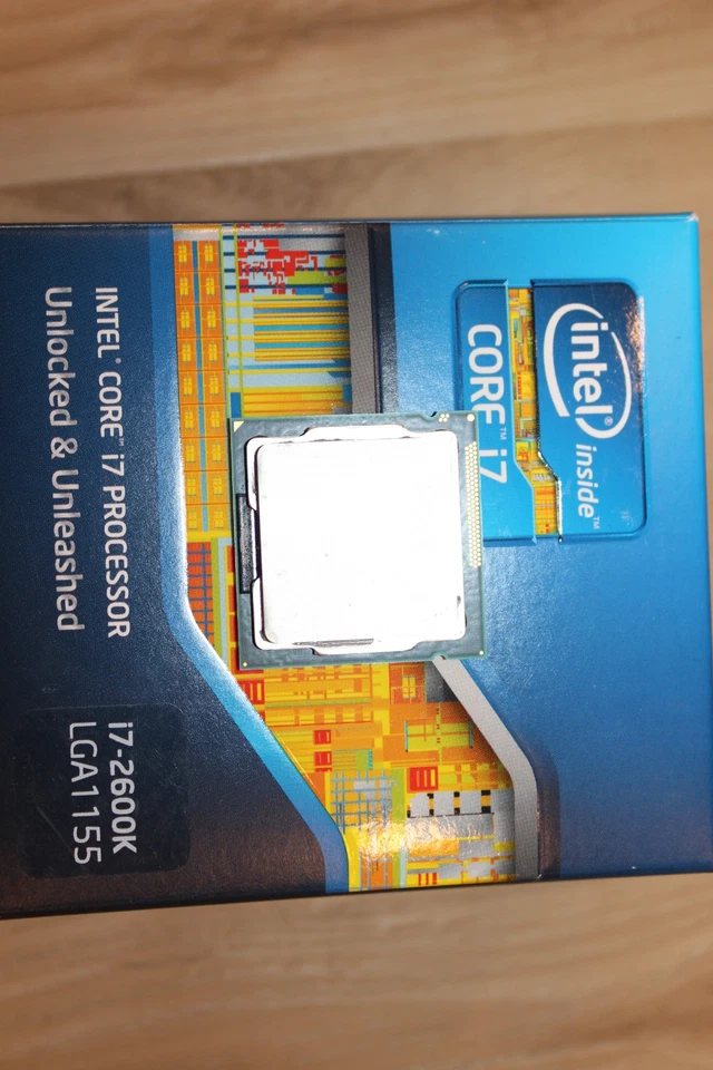 Intel Core i7-2600K Quad-Core LGA 1155 Unlocked & Unleashed 3.4GHz SR00C - Image 2 of 4
