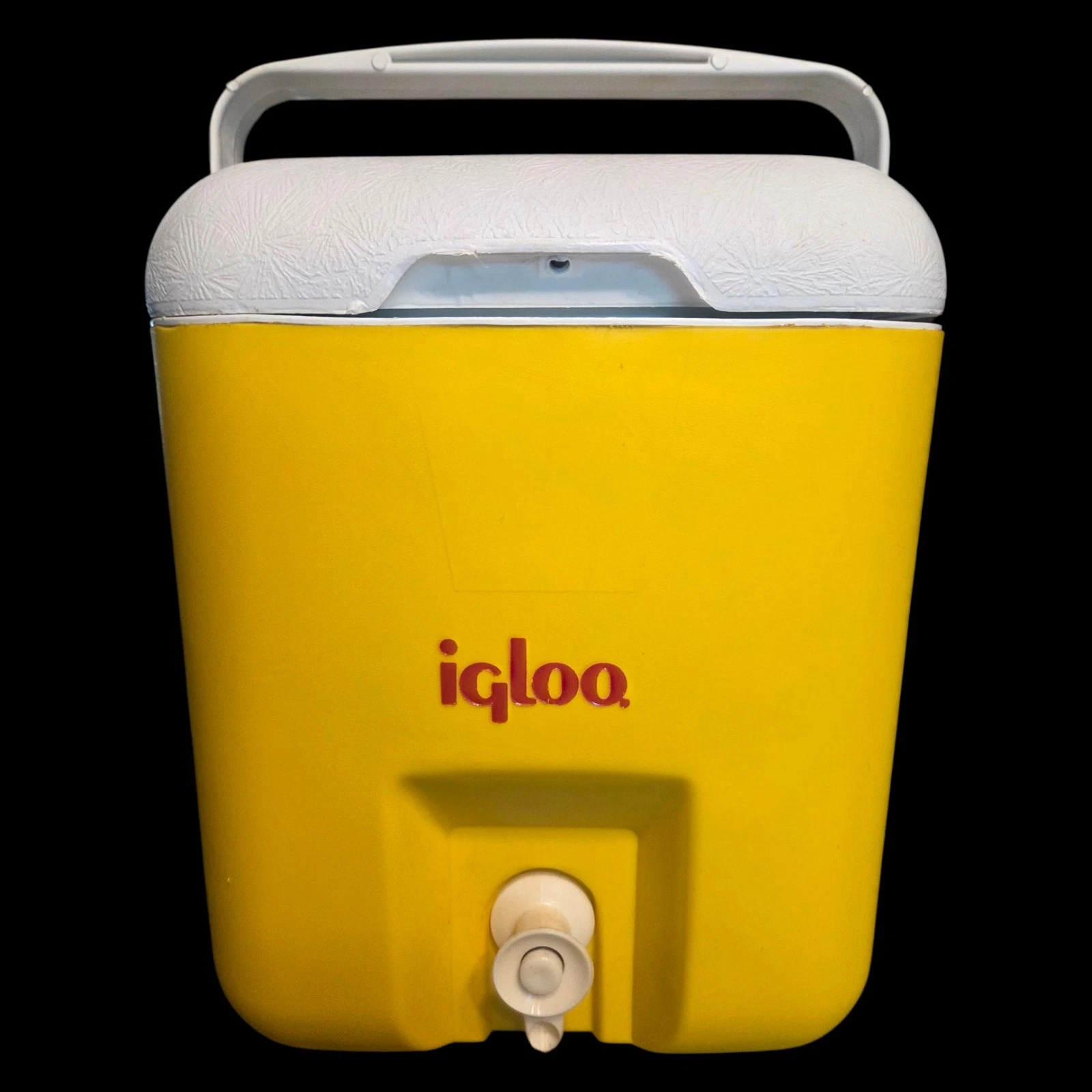 Vtg igloo 1 Gallon Yellow Square Beverage Cooler Red Logo Button Spigot Retro