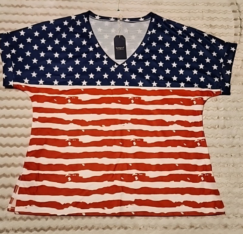 Sampeel Brand Patriotic Shirt Women Stars And Stripes Flag V-Neck Top 2XL NWT