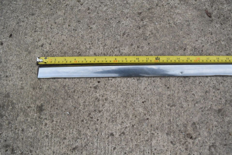 1953 Willys Aero Lark AeroLark Driver Lateral Esquerdo Porta Traseira Acabamento Exterior 53 - Imagem 4 de 4